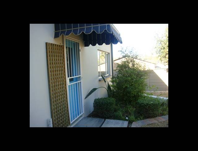 Business property to rent in WITKOPPEN